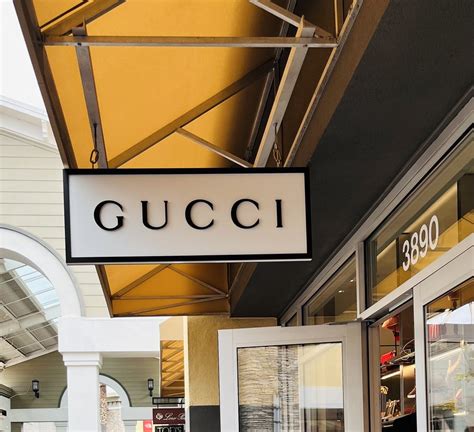 gucci san francisco store hours|gucci livermore outlet.